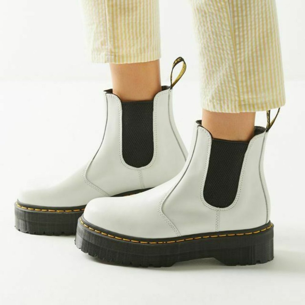 Dr. Martens 2976 Quad Platform Chelsea Boots